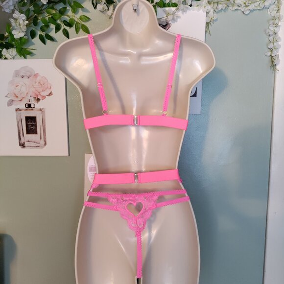 RSLOVE 3 Piece Lace Lingerie Set - Picture 4 of 6